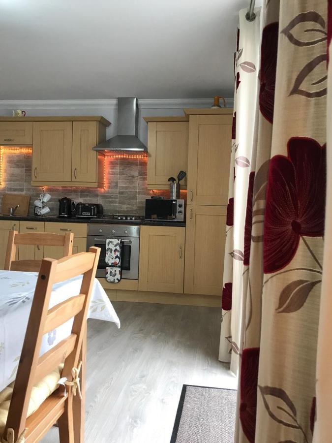 Carney Apartment Ardara Extérieur photo